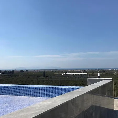 Deluxe Residance Twins Pools On Sky# * Kuşadası